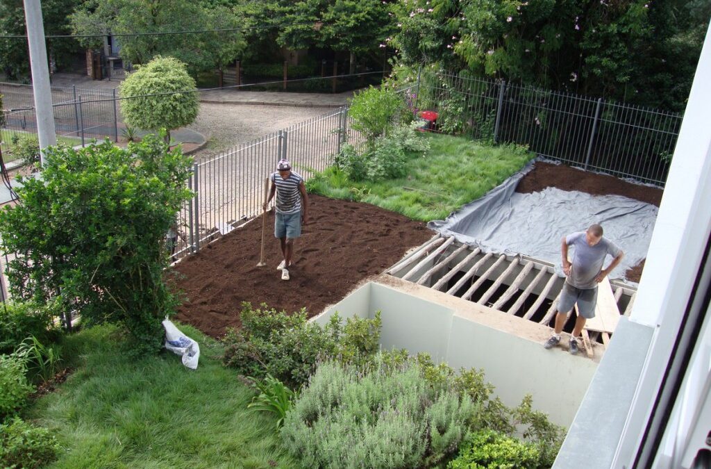 Cobertura verde com jardim sustentável agrega conforto ambiental à casa, veja!