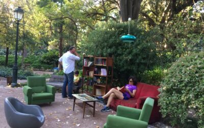 Que tal uma sala de leitura em um jardim?